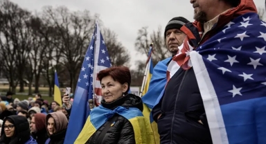 NATO BOL KESEDEN VAATLERİ İLE YÜZLEŞİYOR