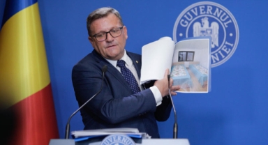 ROMANYA’DA HUZUREVİ SKANDALI SONRASI BAKAN İSTİFA ETTİ