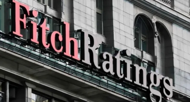 Fitch Ratings Türkiye'nin Kredi Notunu Yükseltti