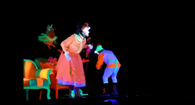 Perde çocuk ve gençler için açıldı