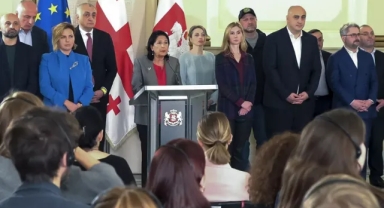 Gürcistan Cumhurbaşkanı tartışmalı seçimlerin ardından protesto çağrısında bulundu: 