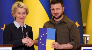 Ukrayna'ya 35 Milyar Euro Kredi Desteği: Rusya'nın Dondurulan Varlıkları Teminat Olacak