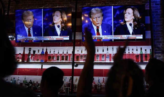 ABD Seçimlerinde Kritik Adımlar: Trump ve Harris Salıncak Eyaletlerde Yarışa Hız Verdi