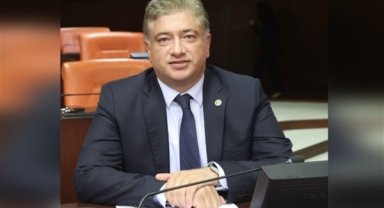 DEVA Partili Kısacık: Öğretmenlerimiz bir anne, bir baba, bir abla, bir ağabeydir