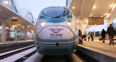  Öğretmenler Günü’ne Özel %50 Tren İndirimi: YHT ve Anahat Trenlerinde Büyük Fırsat!