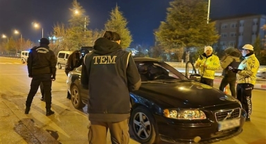 Karaman’da Suçlulara Darbe: 25 Şahıs Yakalandı, Trafik Denetimlerinde Büyük Başarı