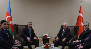 Bakan Güler ve Orgeneral Hasanov Antalya'da Bir Araya Geldi: Türkiye-Azerbaycan Stratejik İş Birliği Güçleniyor