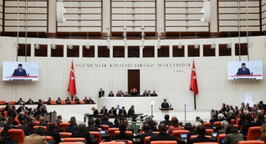 Türkiye-Endonezya Yakınlaşmasında Yeni Adım: Bakan Güler, Cumhurbaşkanı Subianto’ya TBMM’de Eşlik Etti